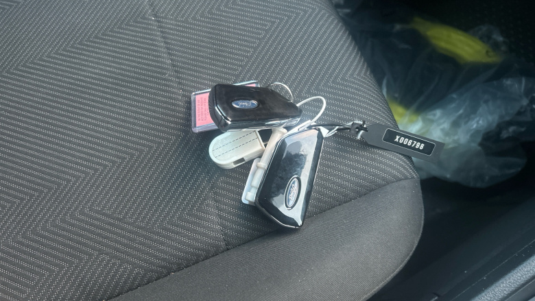 Ford Transit Connect 250 L2 Petrol 1.5 EcoBoost PHEV 150 Trend Van Auto